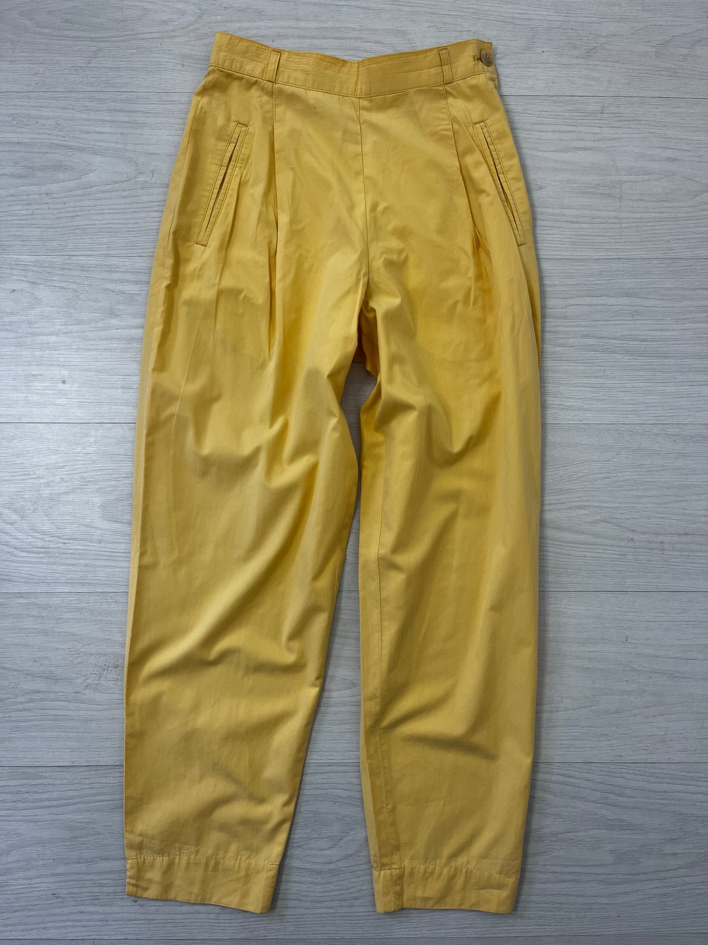 Highwaisted Yellow Spring Vintage Trousers