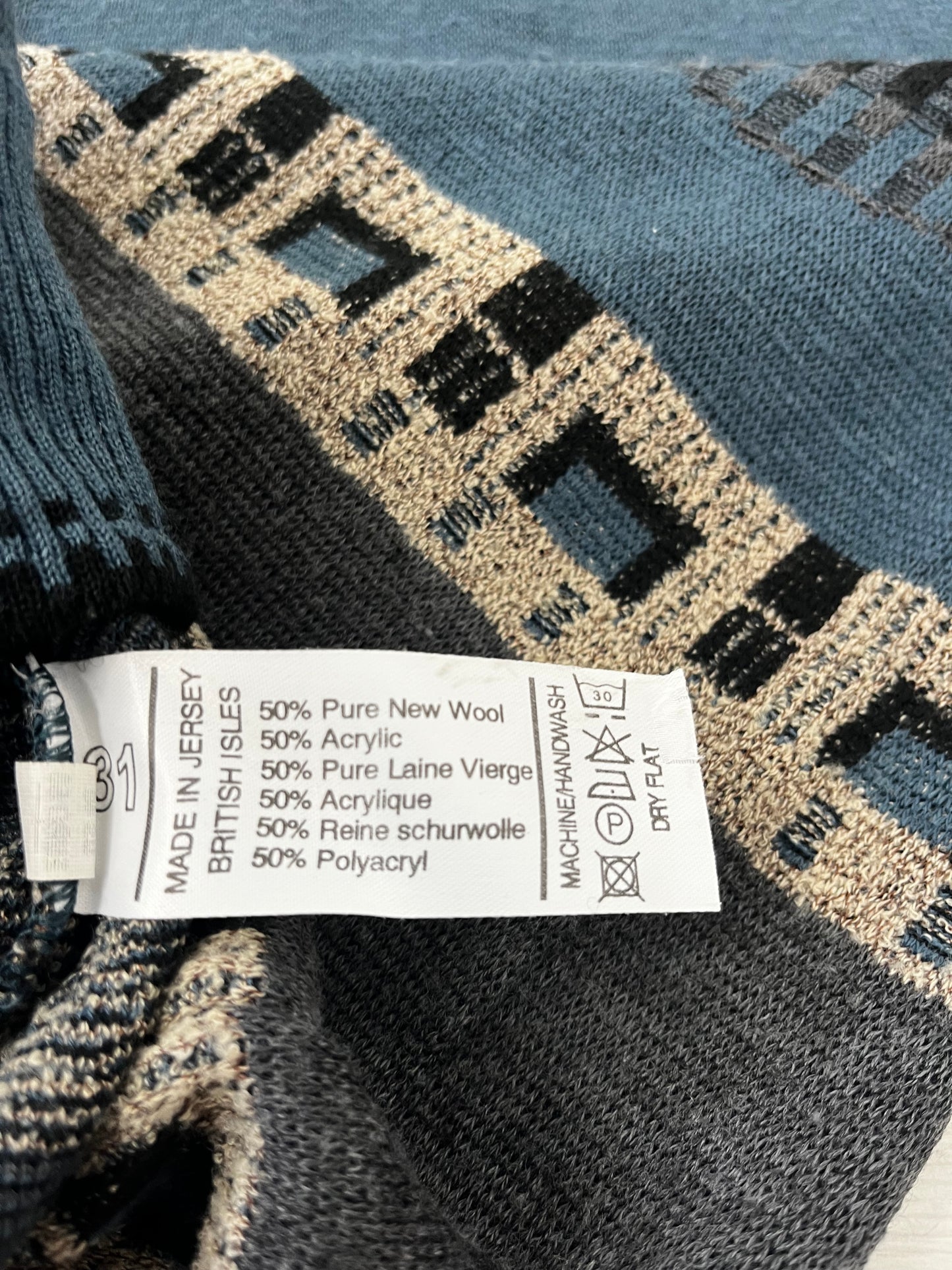 True Vintage 90s Blue Patterned Sweater