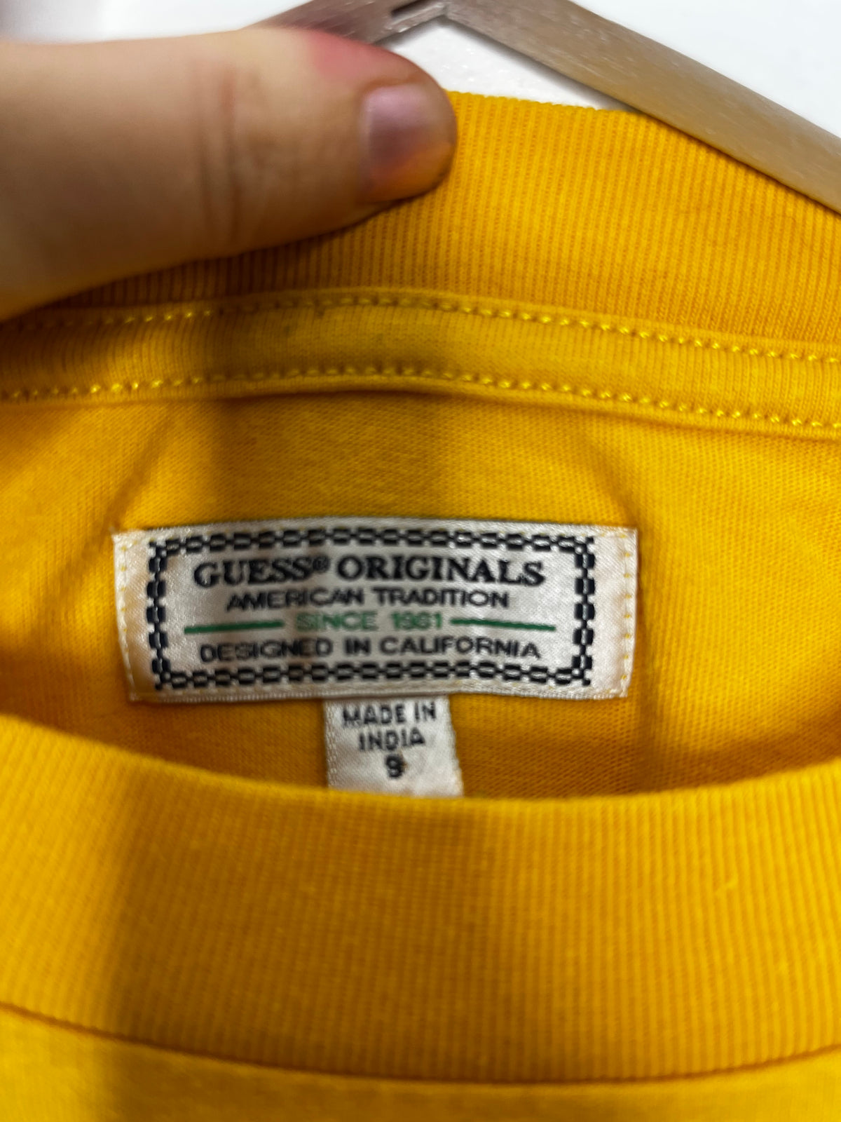 Mustard Guess Originals 90s T-Shirt