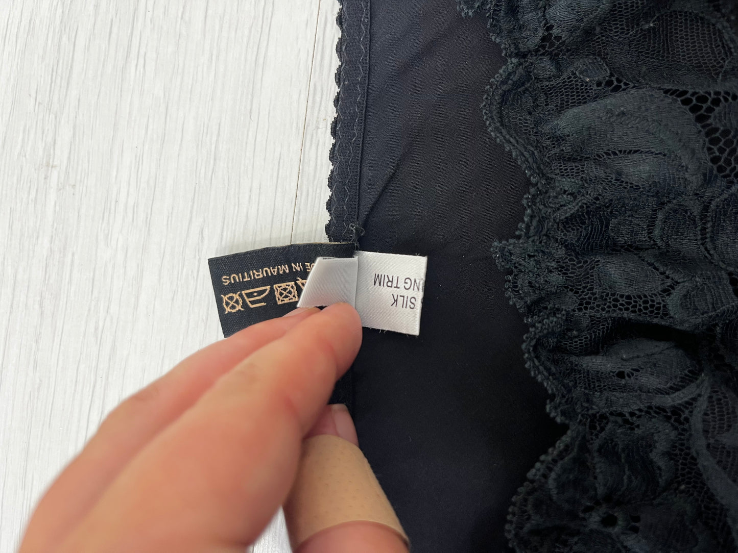 True Vintage Janet Reger Couture 100% Silk Half Slip Lace Trim Black Skirt