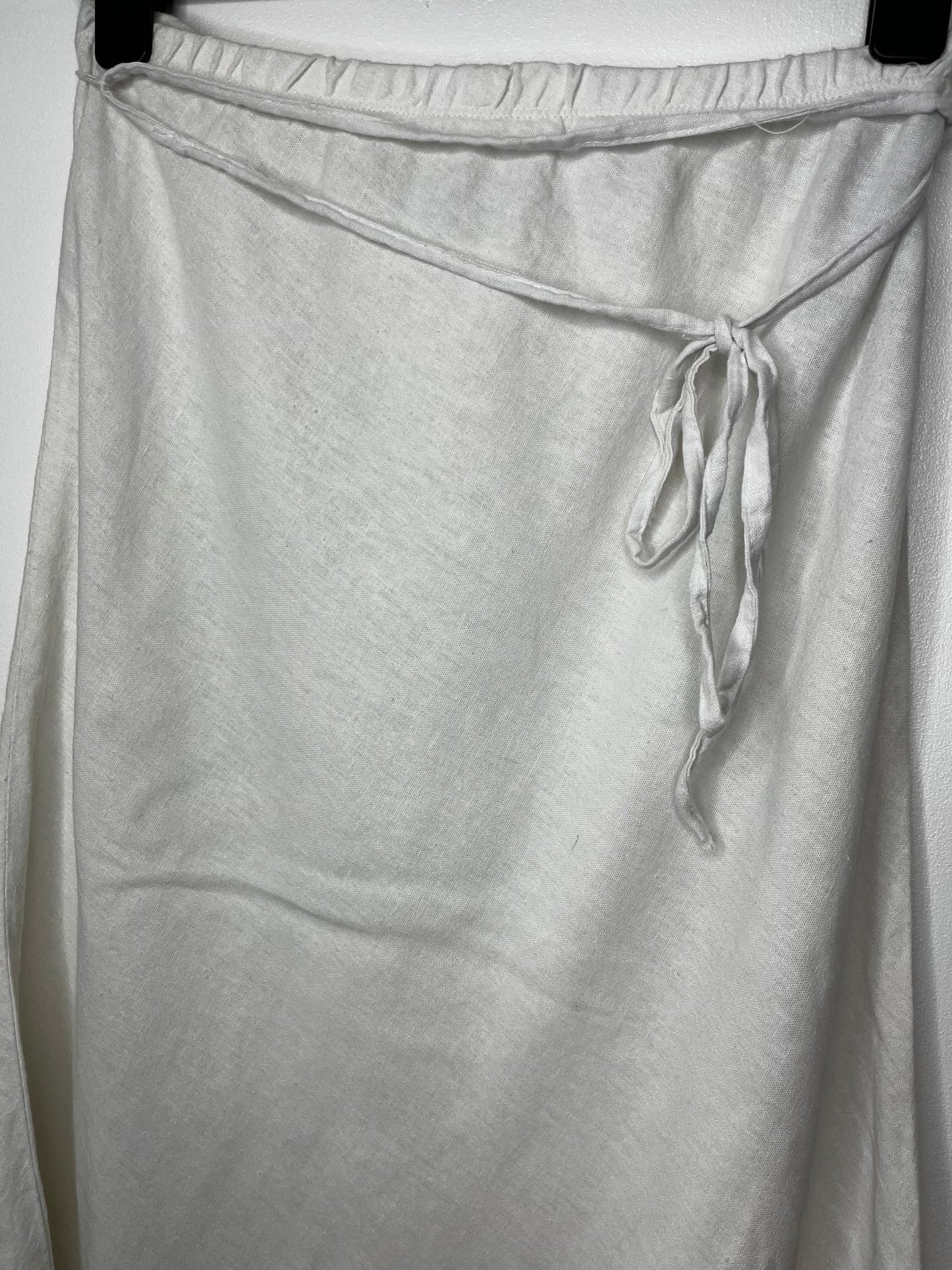 Casual White Midi Skirt