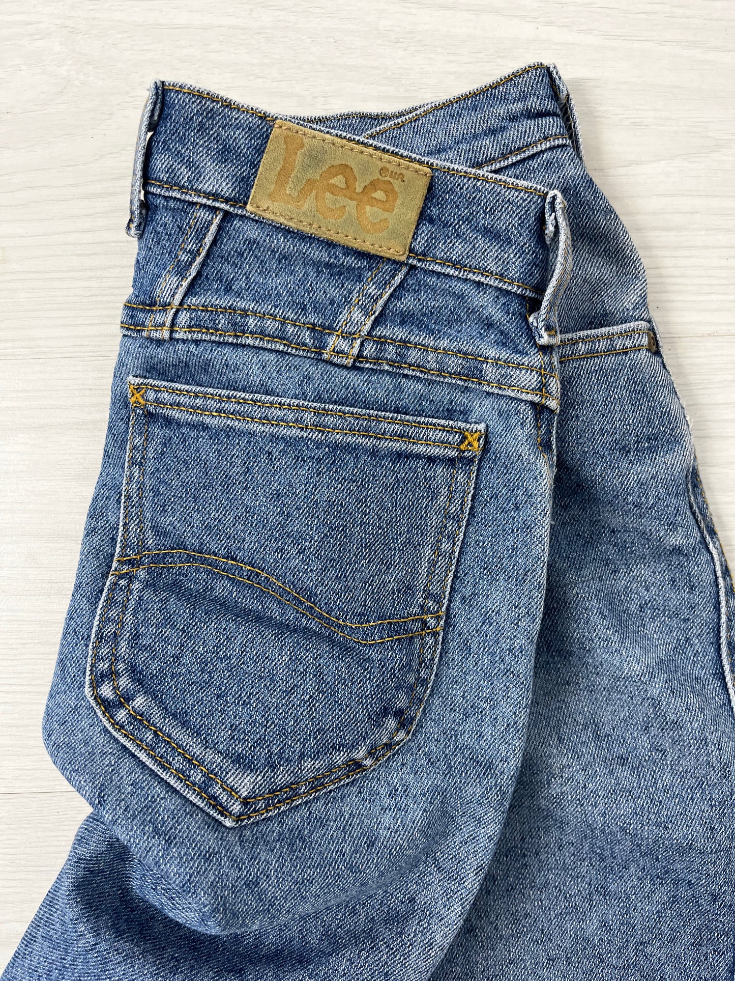 Highwaisted Vintage Lee Denim Jeans