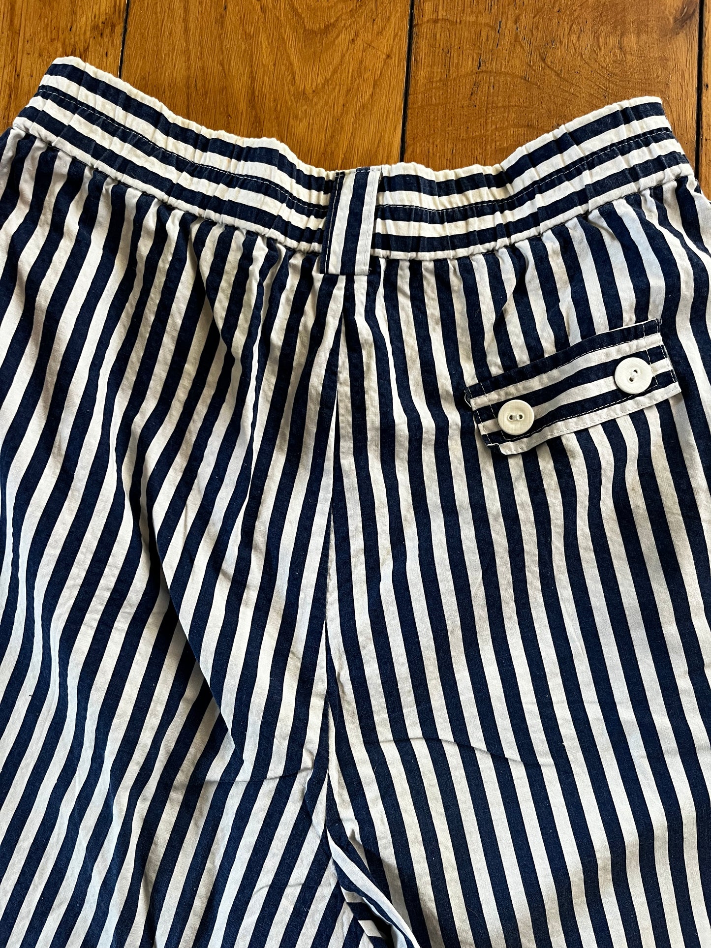 Highwaisted Navy & White Striped Vintage Shorts