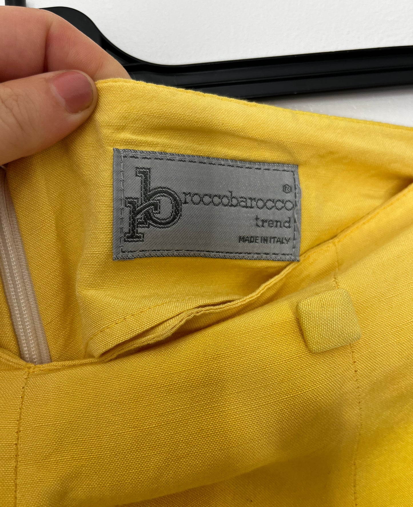 Highwaisted Cut Off Yellow Trousers
