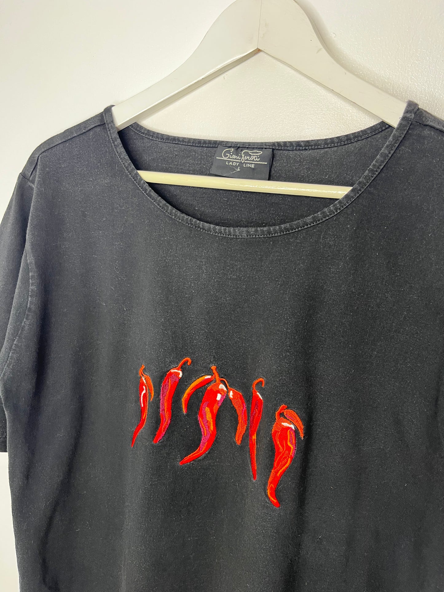 Black Vintage Red Chilli Top
