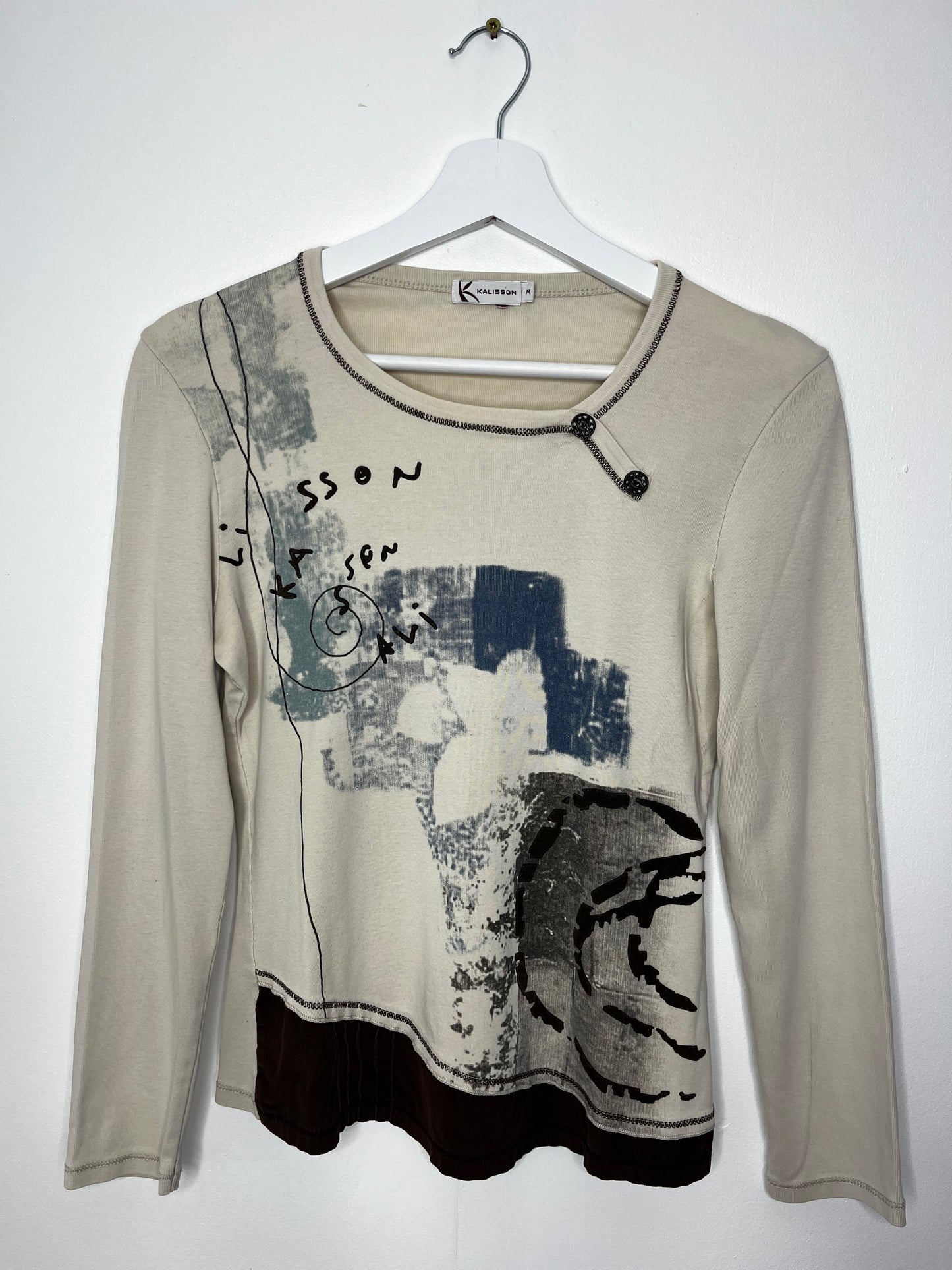 Y2k Long Sleeve Cream Graphic Vintage Top