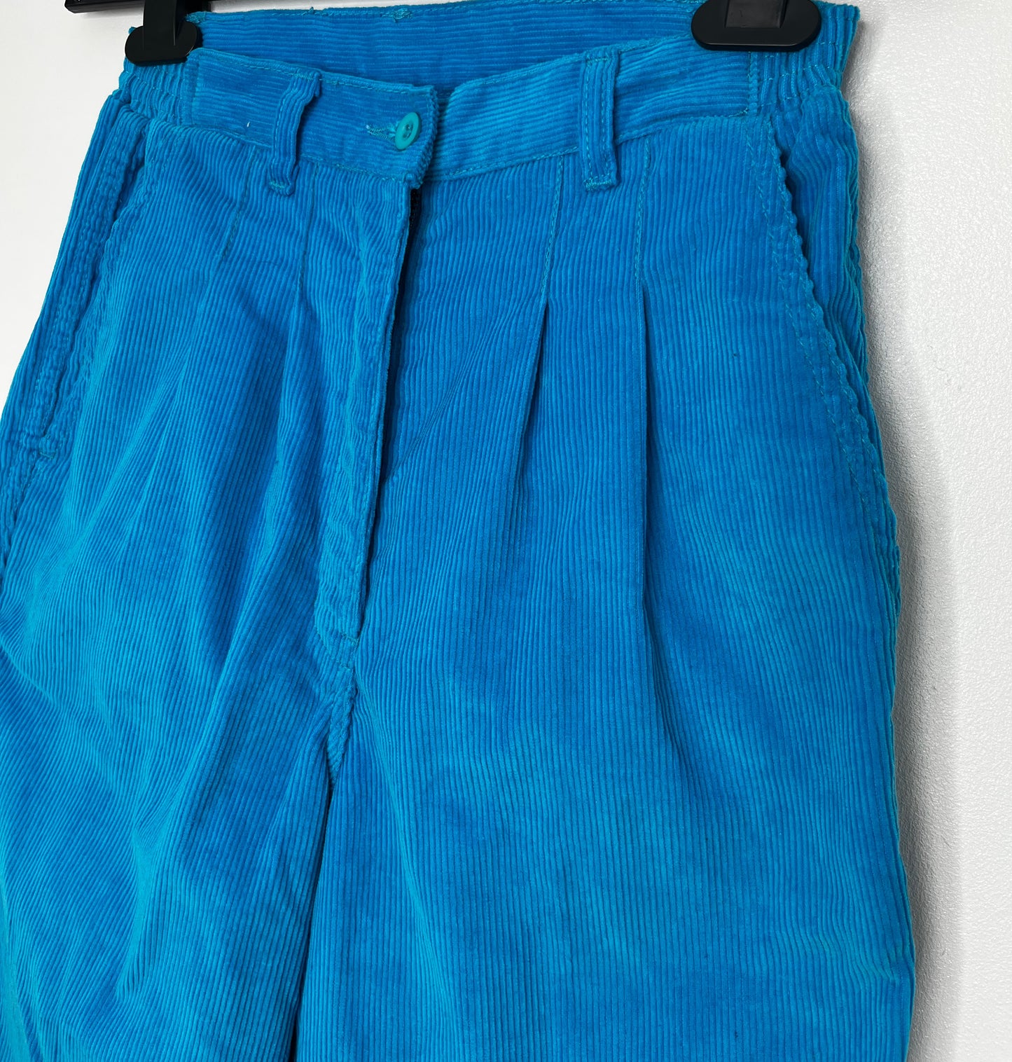 Highwaisted Turquoise Cord Trousers