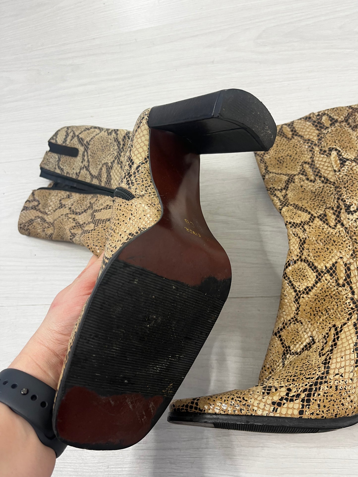 Y2k snakeskin vintage zip heeled boots