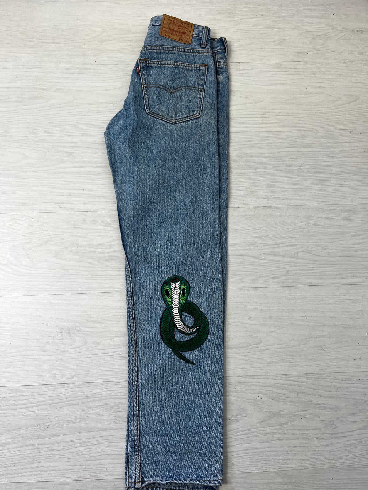 Rare Embroidery Highwaisted Vintage Levi Jeans