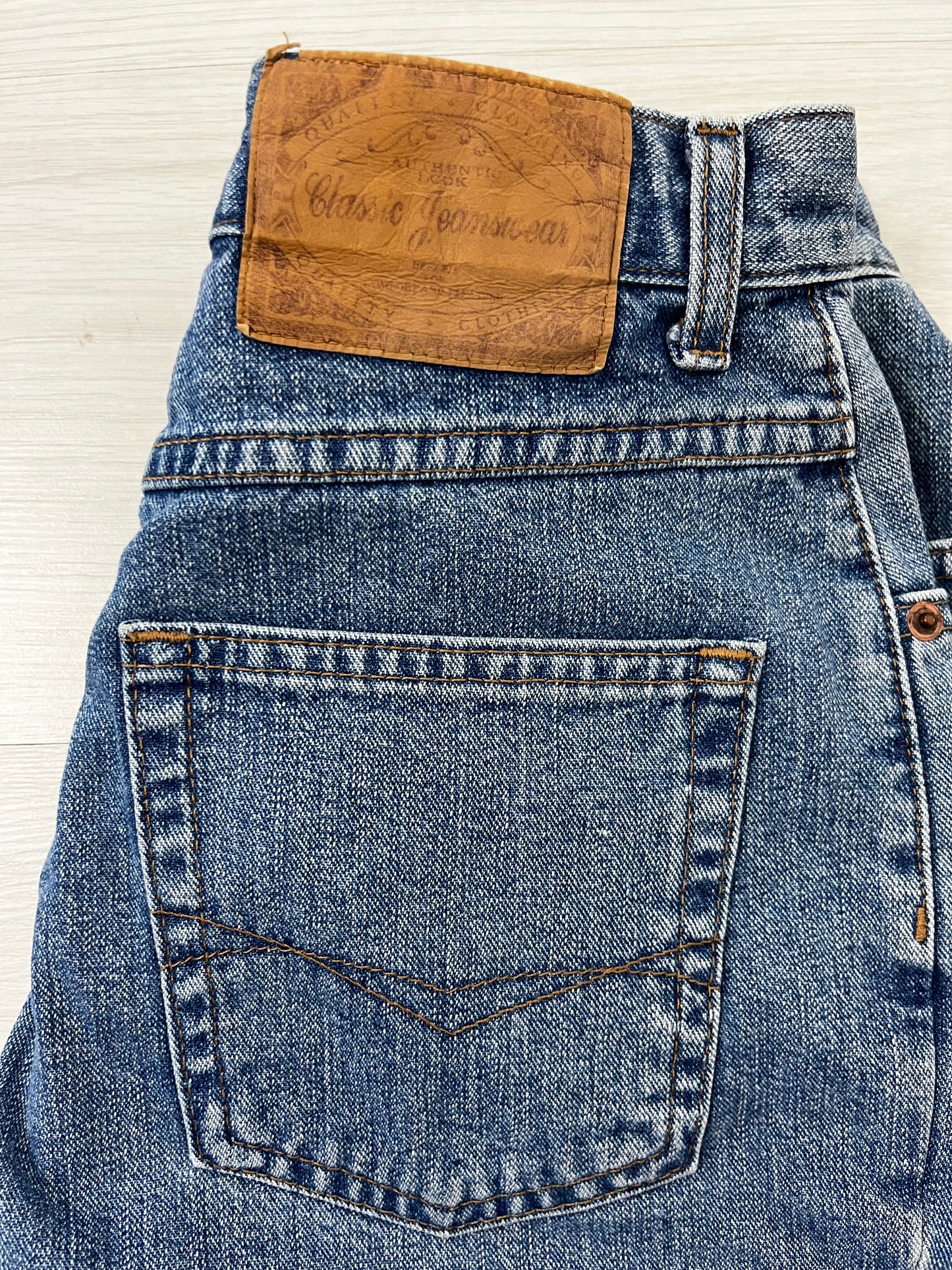 Highwaisted 1990s Denim Shorts