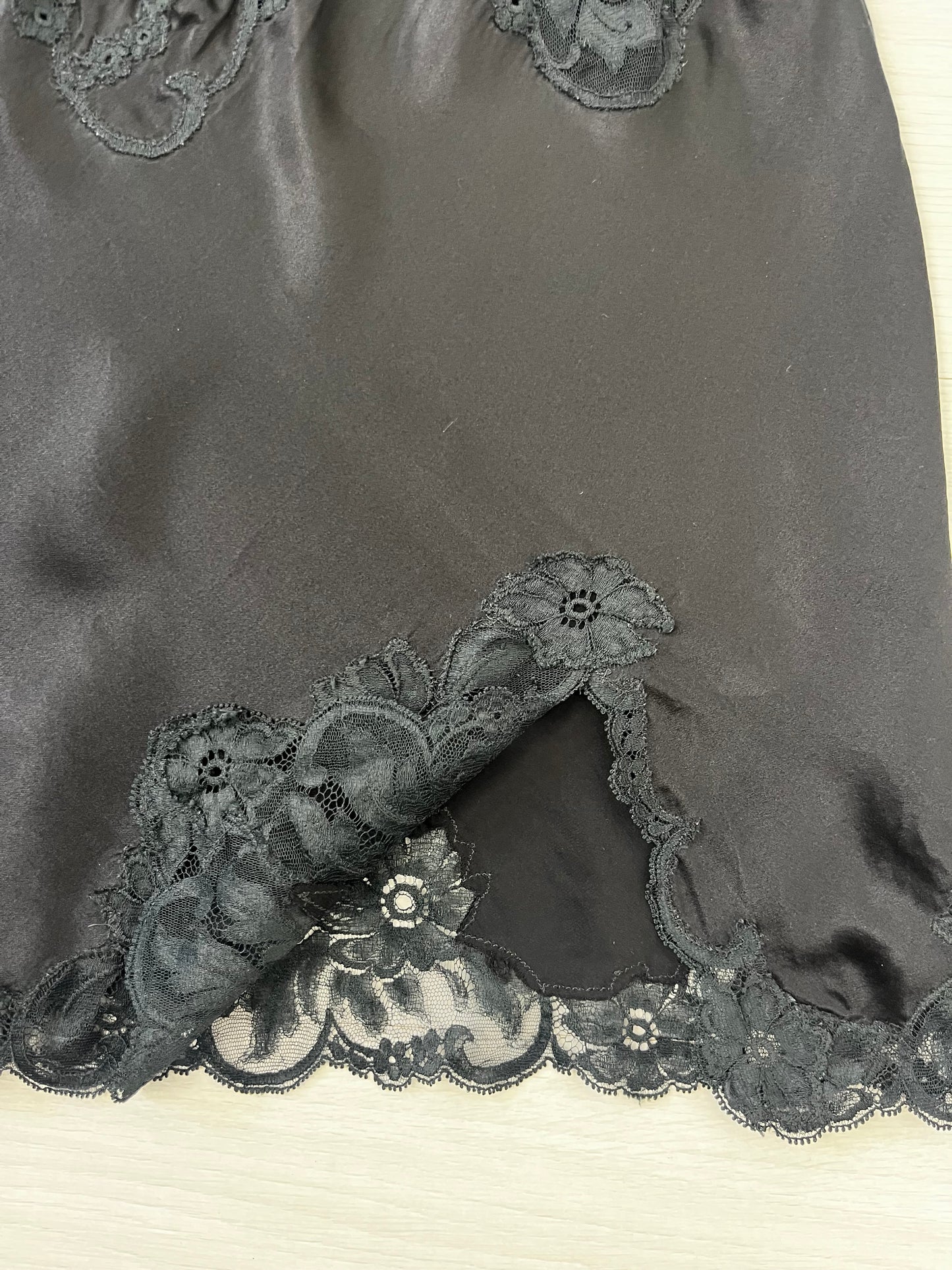 True Vintage Janet Reger Couture 100% Silk Half Slip Lace Trim Black Skirt