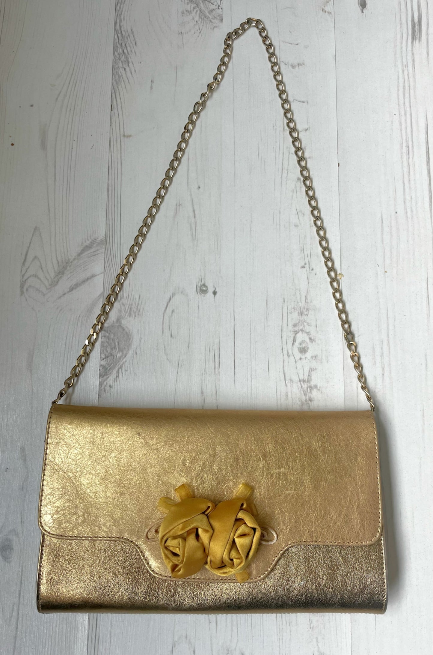 Gold Vintage Chain Flower Detail Bag