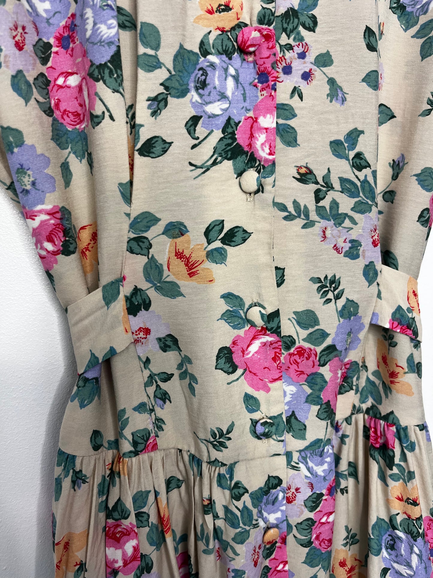 Button Down True Vintage Floral Tie Back Dress