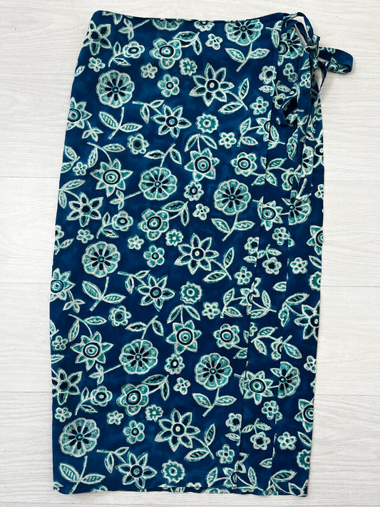 Highwaisted 1990s Blue Beach Sarrong