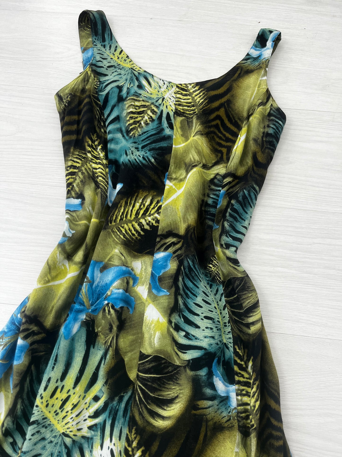 Vintage Christine lure Tie Back Green Blue Dress