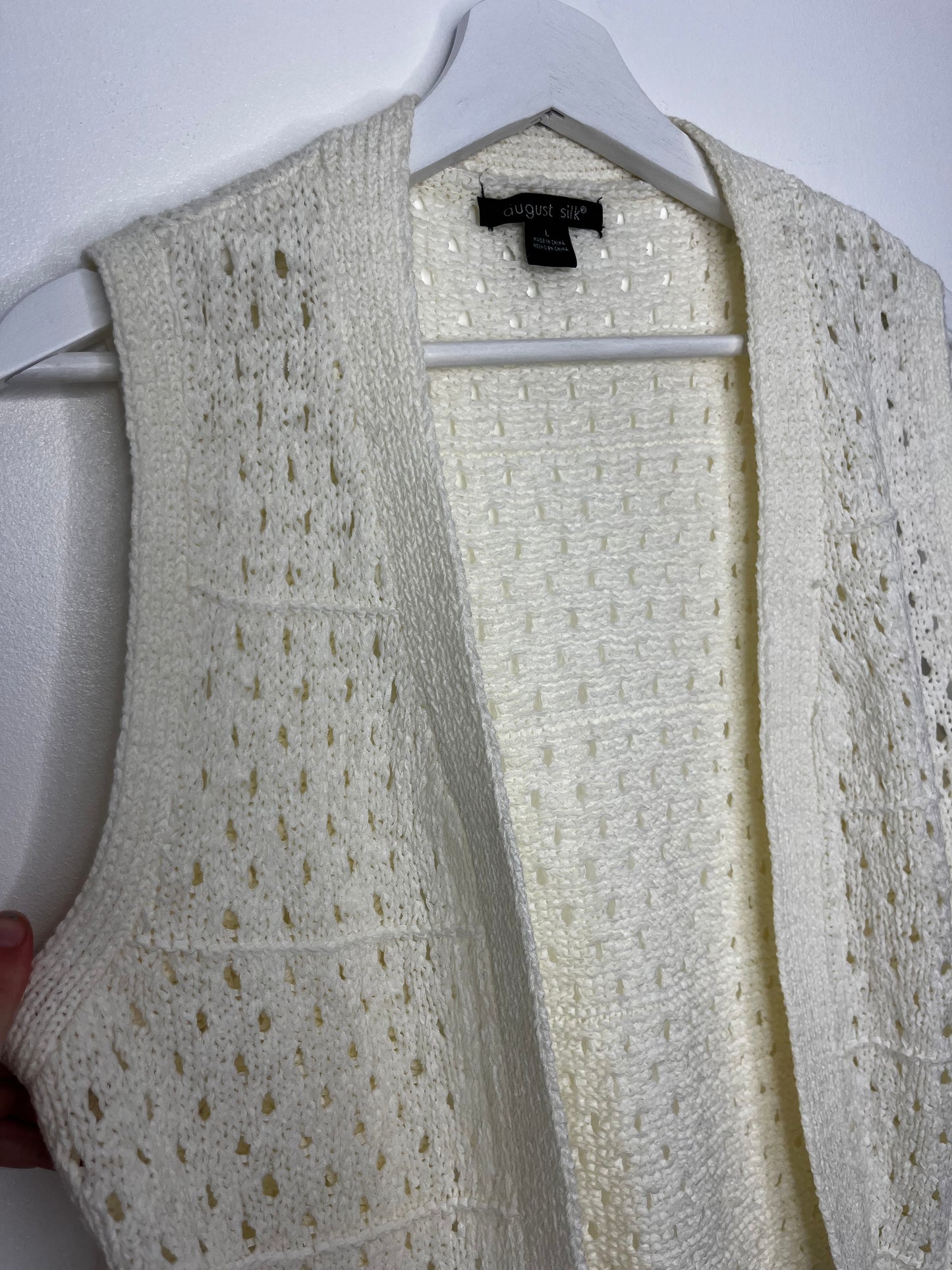Cream Crochet Sleeveless Buttonless Cardigan