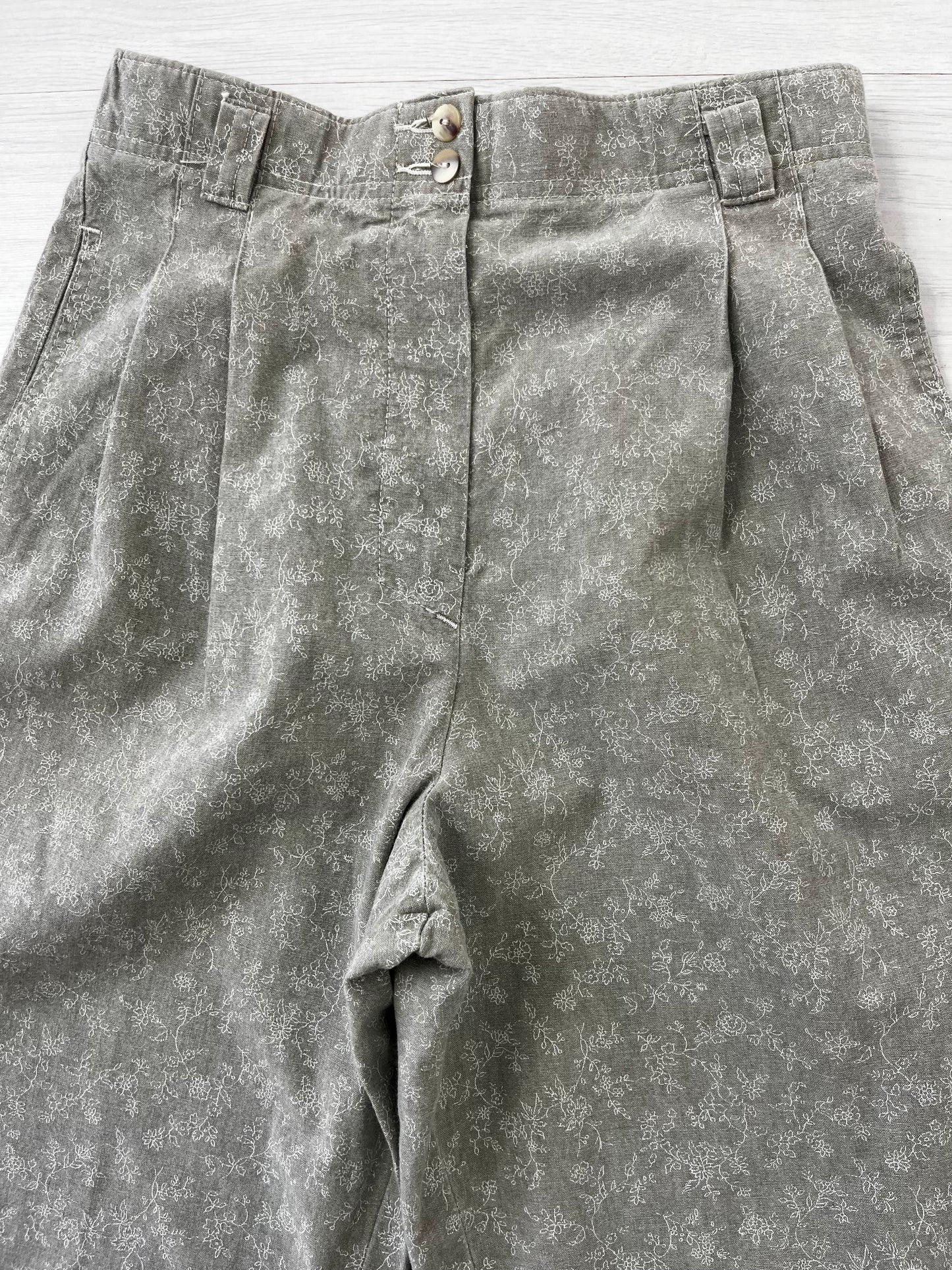 Highwaisted Pale Green Vintage Cotton Trousers