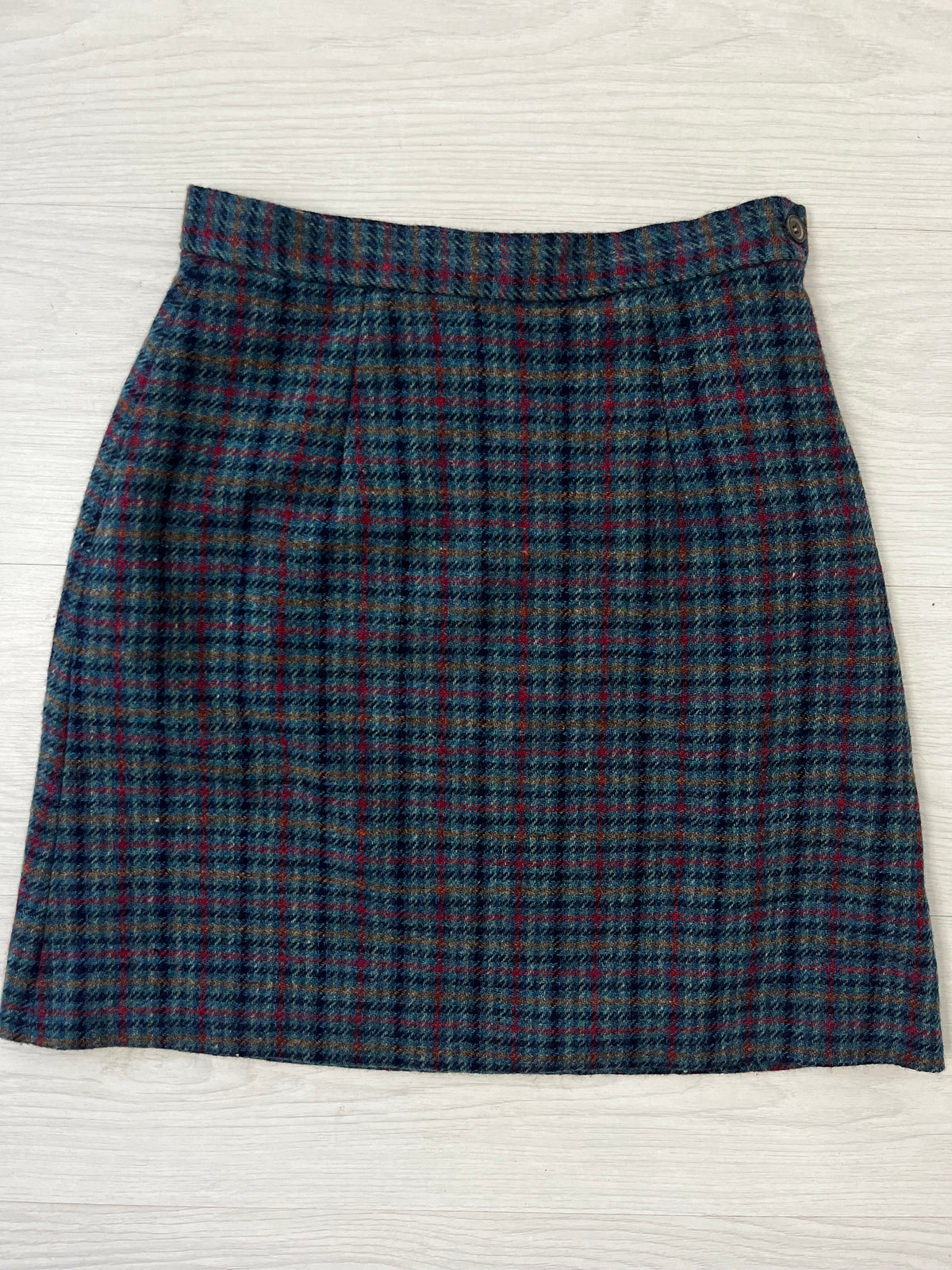 True Vintage Wool Tartan Autumn Skirt