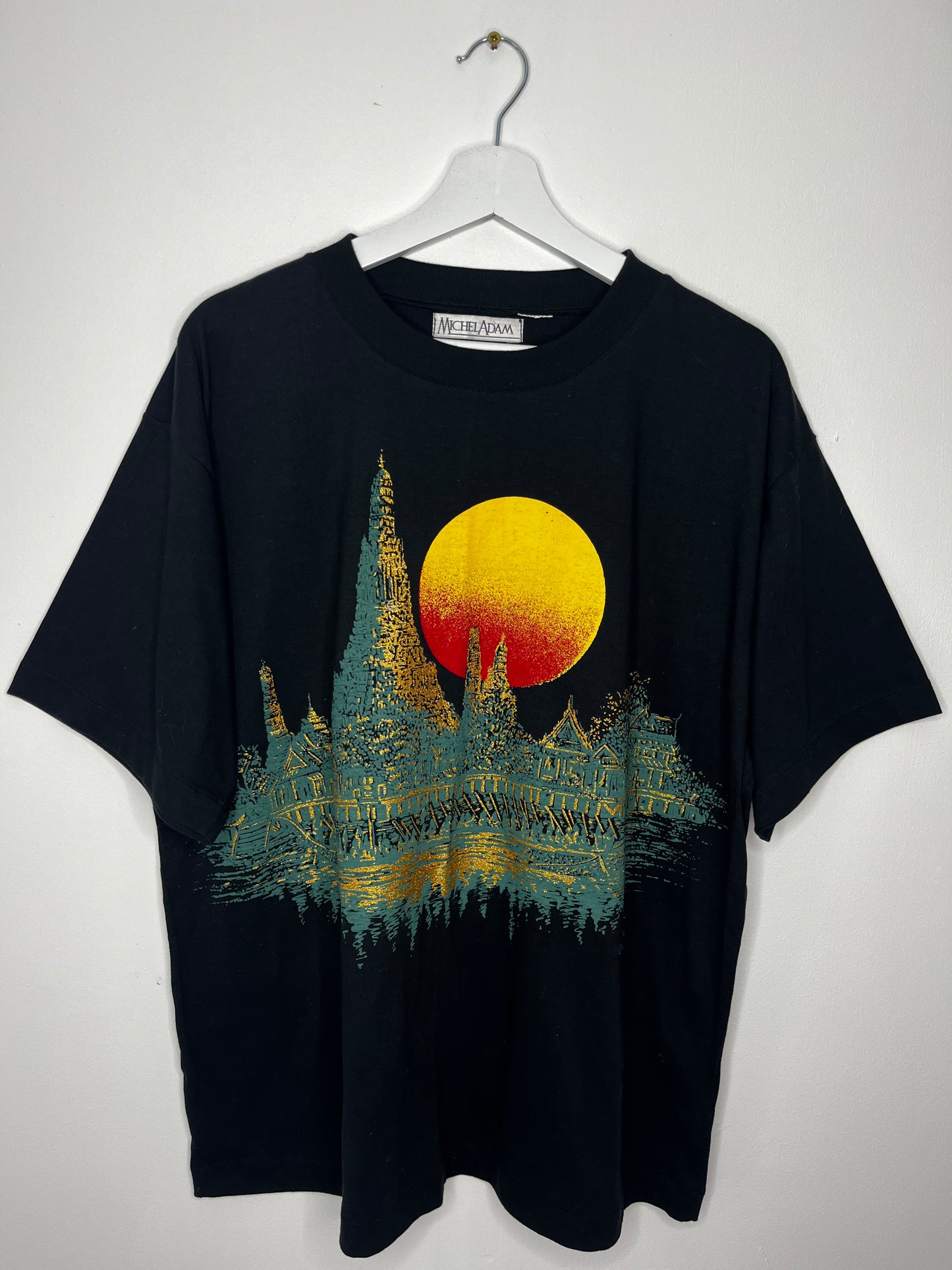 Vintage 90s Thai Temple Graphic Cotton T-Shirt