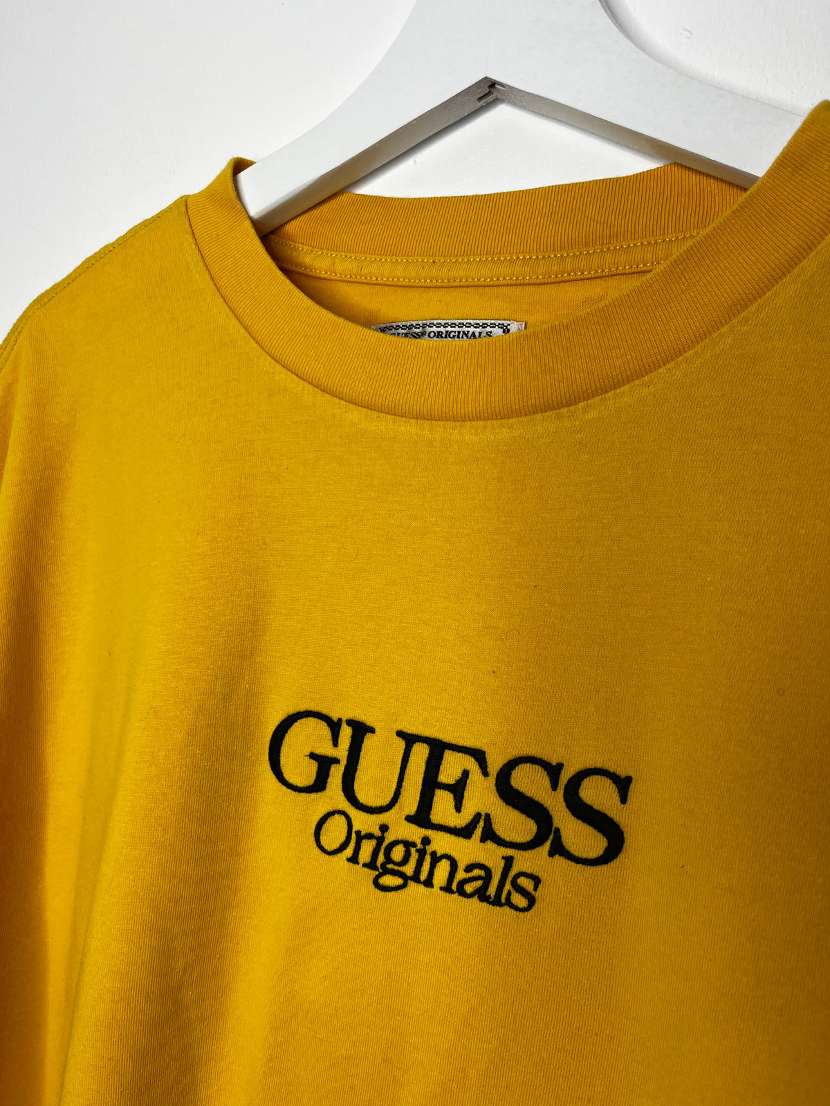 Mustard Guess Originals 90s T-Shirt