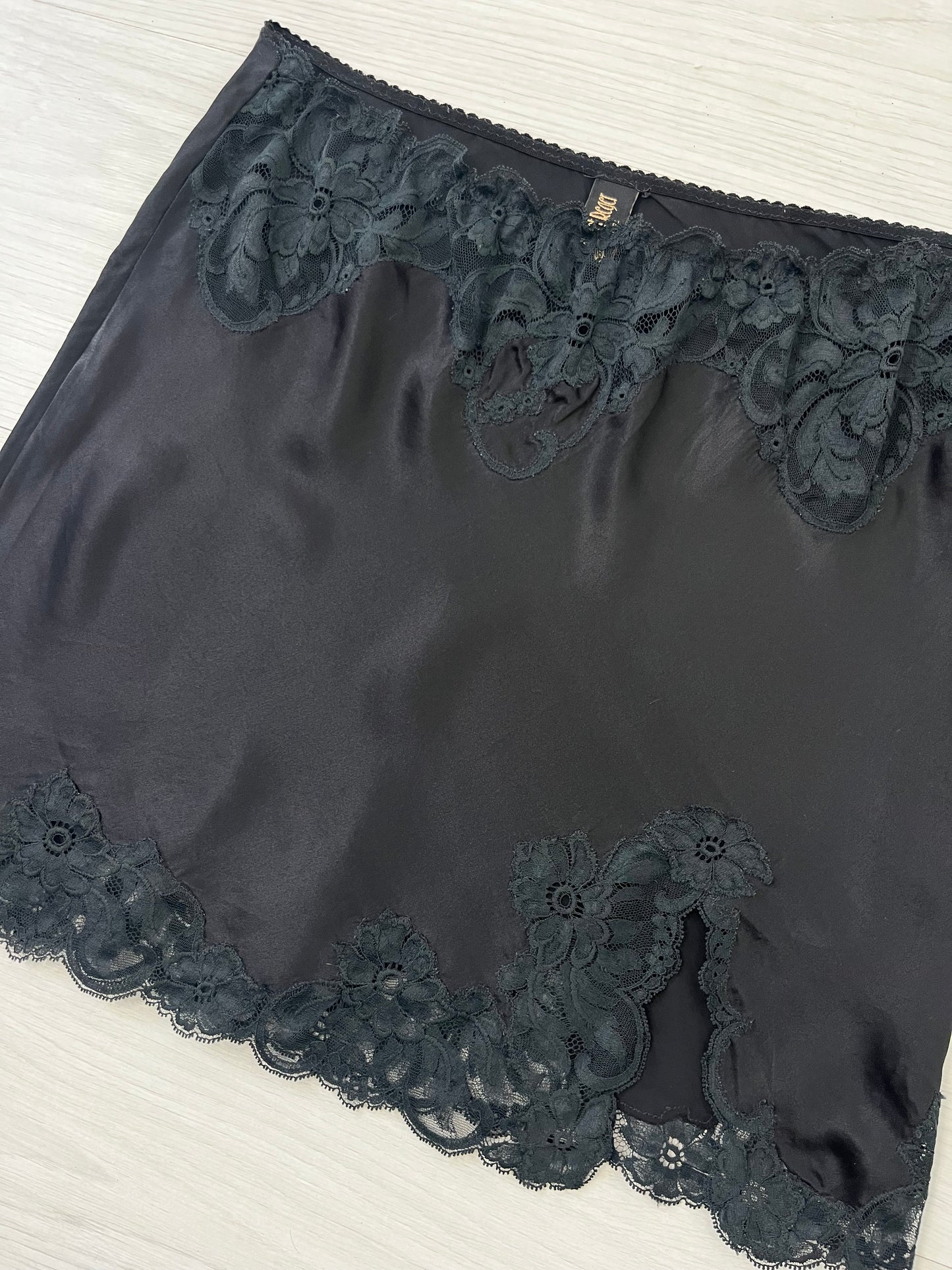 True Vintage Janet Reger Couture 100% Silk Half Slip Lace Trim Black Skirt