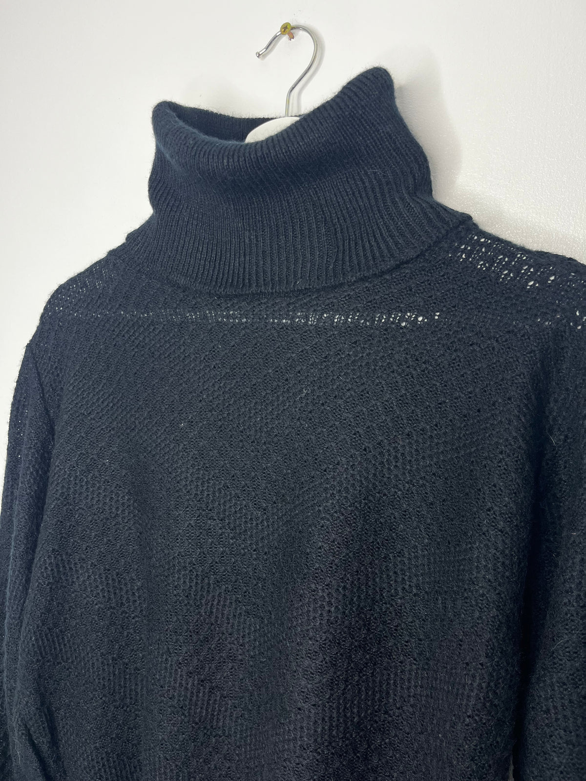 Classic 90s Black Roll neck Jumper