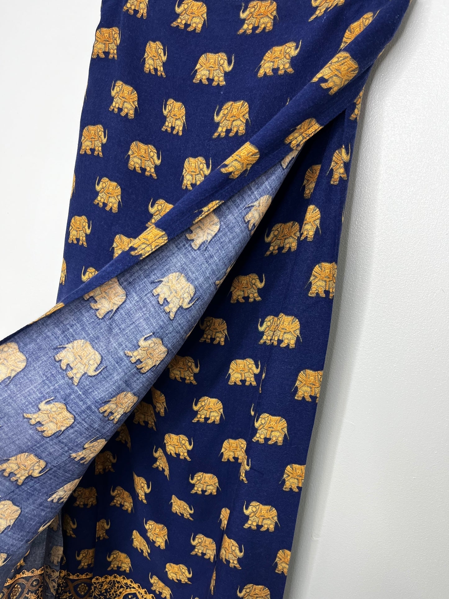 Elephant Vintage Blue Sarrong