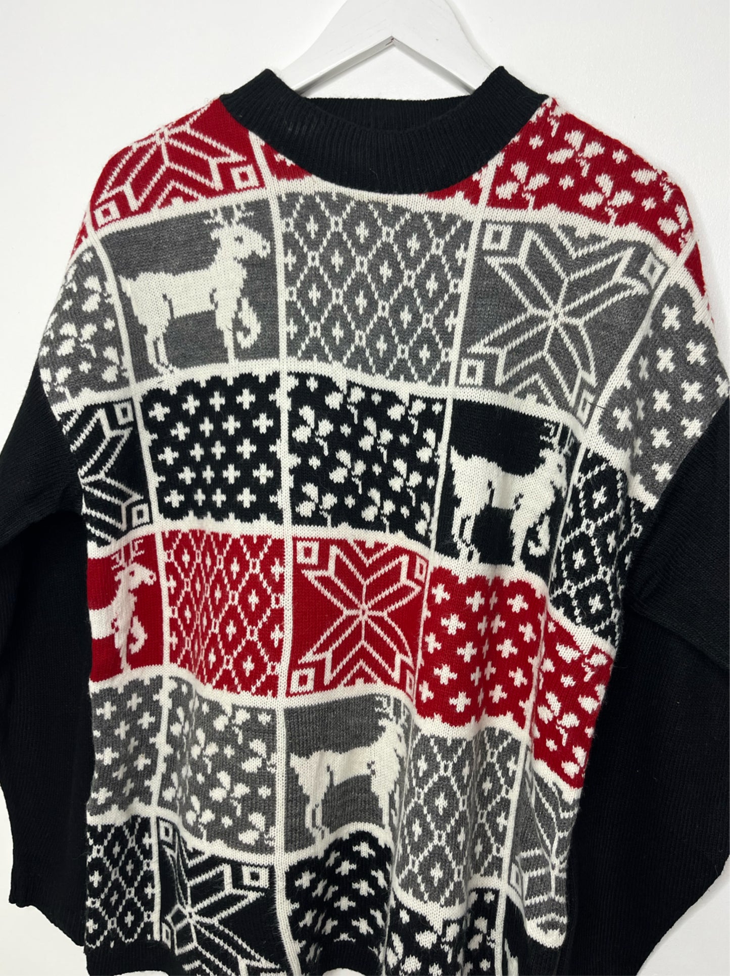 Grey Red Vintage Christmas Jumper