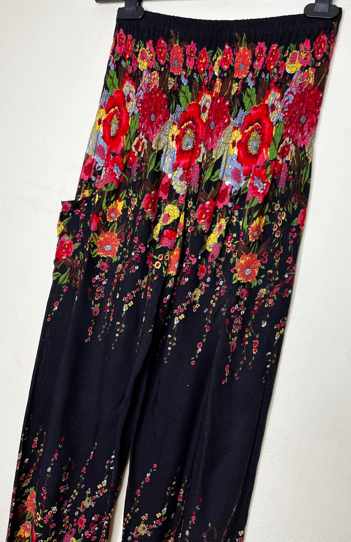 Highwaisted Floral Festival Trousers