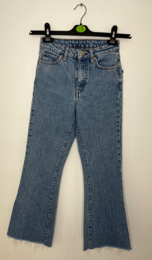 Wide Leg Bottom Jeans