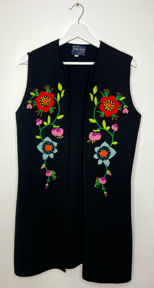 Vibrant Floral Sleeveless Wool Cardigan