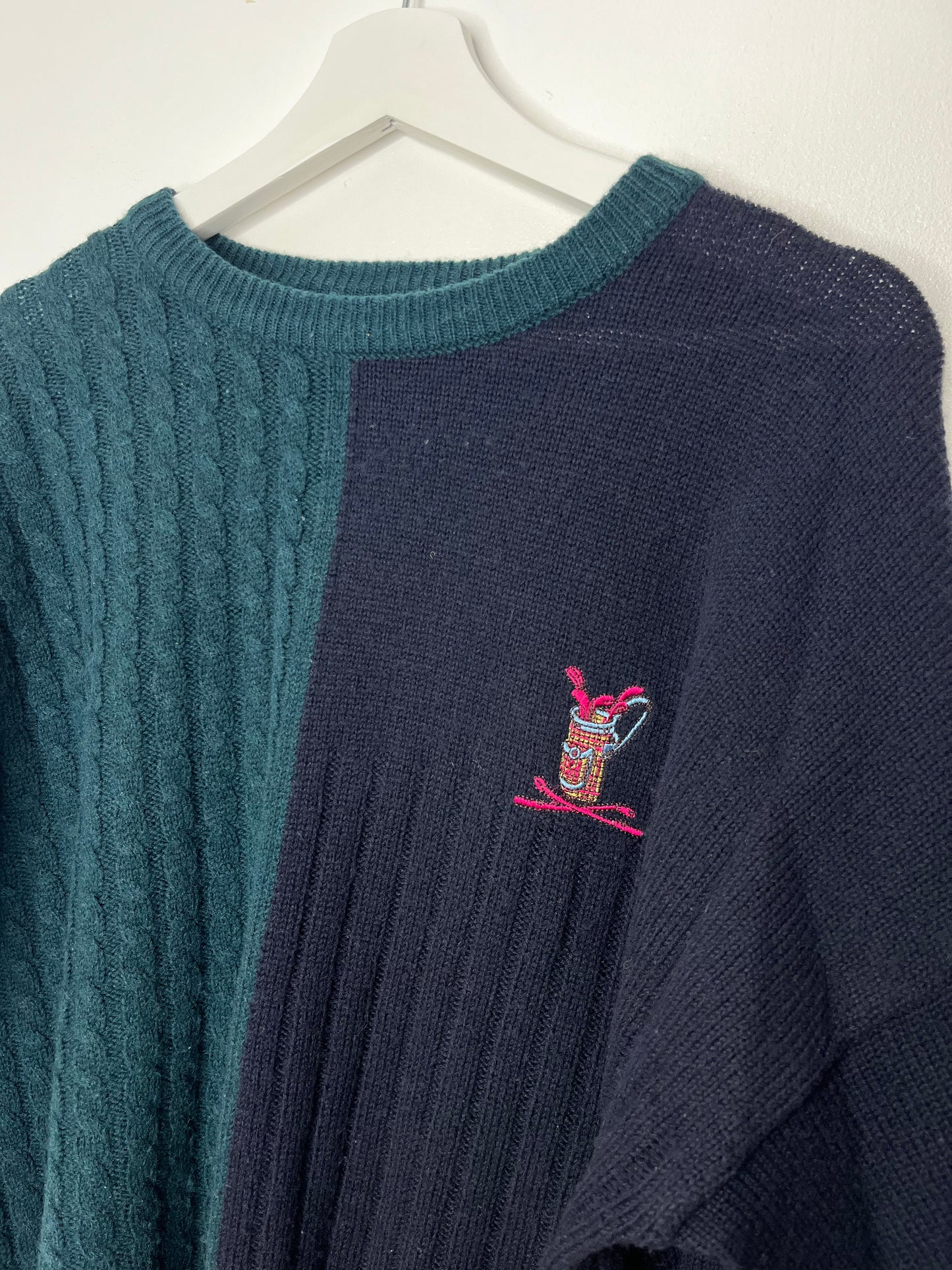 Navy & Green Vintage Golf Jumper