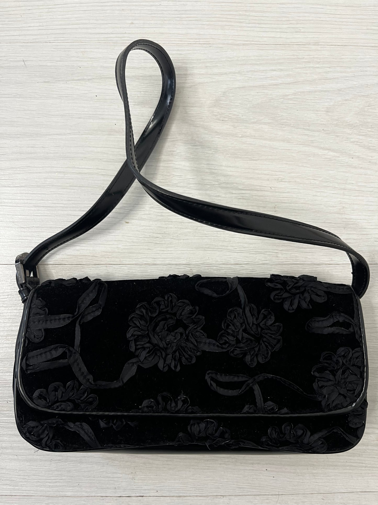 Velvet Nine West black 90s vintage shoulder bag