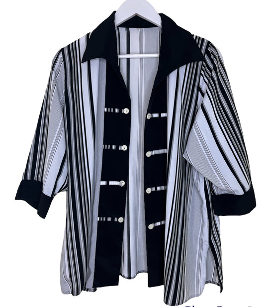 Monochrome Non Button Shirt